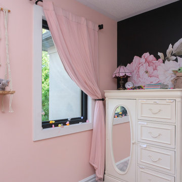 Kids Bedroom with New Black Window - Renewal by Andersen Greater Toronto & Ottaw