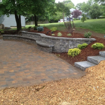 sitting wall / water feature