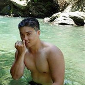 Lau Kit's photo