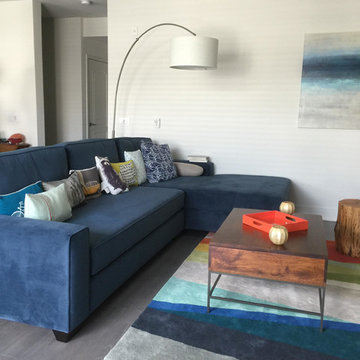 Blue Beach Sectional with Geometric Rug | The Sofa Company