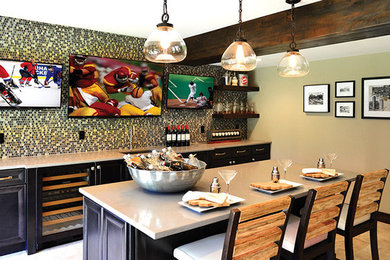 Example of a home bar design in Detroit