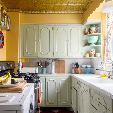 My Houzz: Vibrant Victorian Row House With Midcentury Style