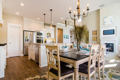 Kitchen - craftsman kitchen idea in Salt Lake City