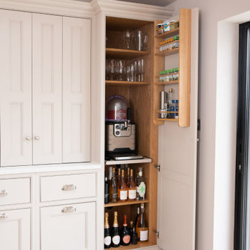 Classic In-Frame Square Double Step Beaded Shaker Kitchen