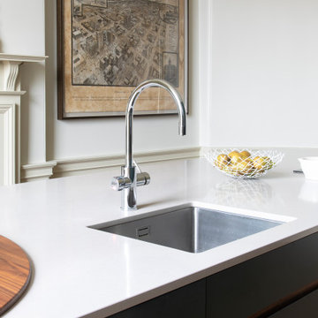 Modern Kitchen in Edinburgh Townhouse