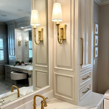 UNDERMOUNT SINKS AND INTEGRATED VANITY TOWERS WITH POWER AND SCONCES