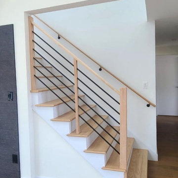 Modern Horizontal Indoor Railings