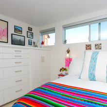 houseboat