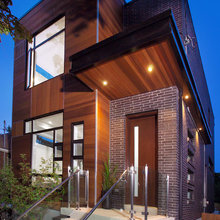 118 Robina Exterior