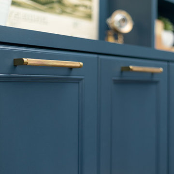 Fully Blue Home Office