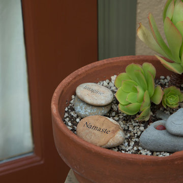 My Houzz: Backyard Cottage Office and an Artful Low-Water Garden