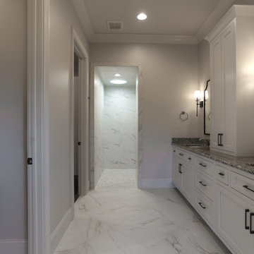 Custom Home & Guest House