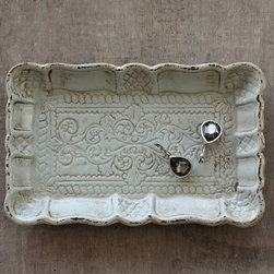 La Maison - Decorative Accents
