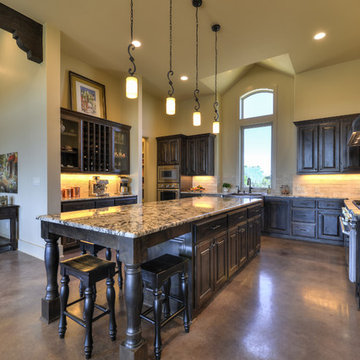 Beautiful details oil-rubbed bronze fixtures