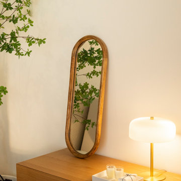 Main Suite Oval Mirror and Table Lamp, Paço de Arcos