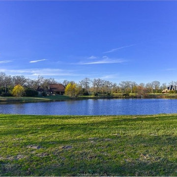 1964 Freestone Dr, College Station, TX 77845