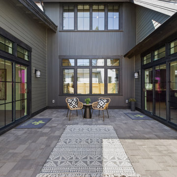 Woodland Style Discovery West