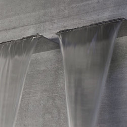 SBALZO Showerheads by Antoniolupi - Showerheads And Body Sprays