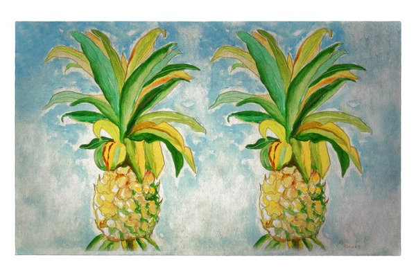 Betsy Drake Pineapples Door Mat 30x50