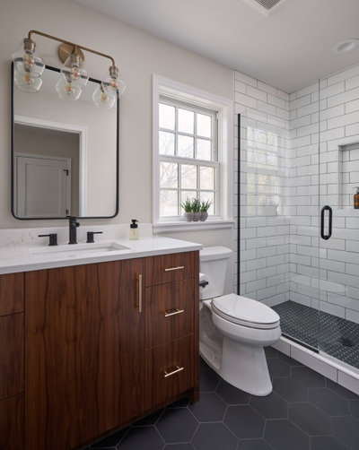 8 Bathroom Features Homeowners Want Now