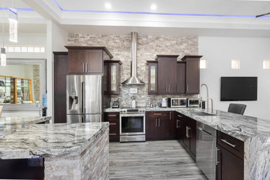 Kitchen - kitchen idea in Atlanta