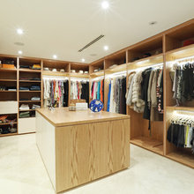 Walking Closet
