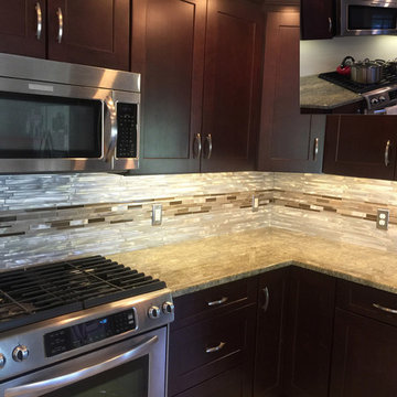 Eden Mosaic Tile Installations: Long Random Bar Silver Aluminum Tile