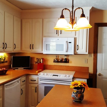 Kitchen After - Island, Light Fixture