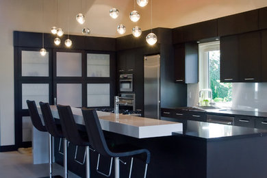Inspiration for a contemporary kitchen remodel in Vancouver