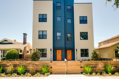 Exterior home photo in Tampa