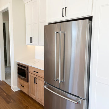 Ivory Painted and Maple Pecan Kitchen Design in Bettendorf, Iowa