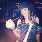 Ashley Summerss foto