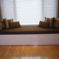 Custom window seats - Products