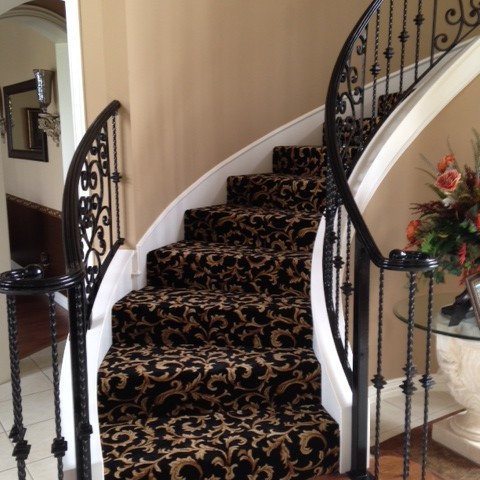 75 Beautiful Carpeted Staircase Pictures & Ideas