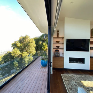 A House in the Clouds: Luxury 2 Bedroom Home with Breathtaking Views
