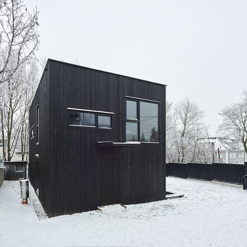 DAS KLEINE SCHWARZE Einfamilienhaus in Weisstanne