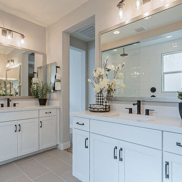Phoenix, Arizona | The Lakes at Rancho El Dorado - Villagio Belice Owner’s Bathr