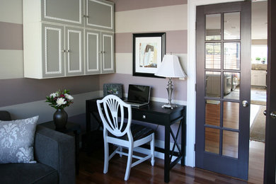 Transitional home office photo in New York