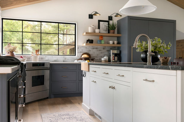 Renovated Country Kitchen With Light Timber Cabinets | Houzz AU
