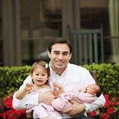Jason Kaminsky's photo