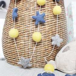 Felt Ball and Stars Garland - Nursery Decor