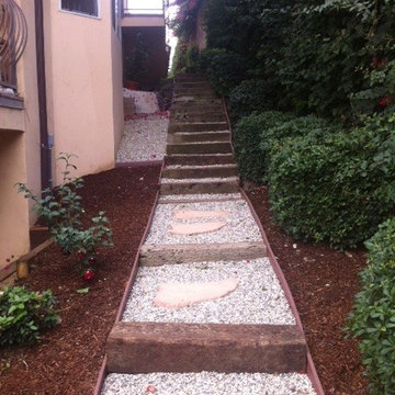 Walkway--Flagstones, Gravel & Railroad Ties