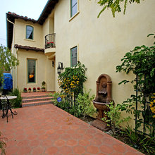 AZ Courtyard