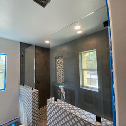 Filoli - Carlsbad - Shower Doors