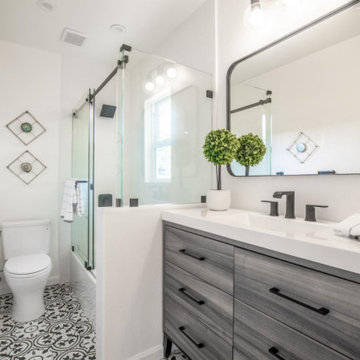 Irregular Shape Residential Expansion in San Mateo