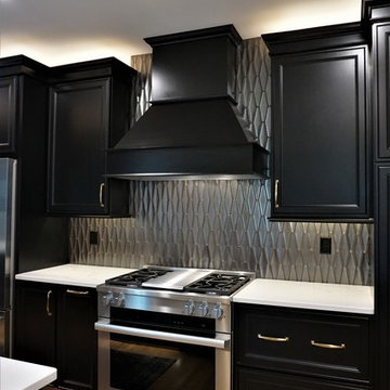 Rich, Elegant Kitchen