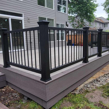 2 tone composite deck with black composite railing