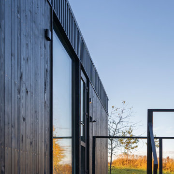 NOMAD HOUSE