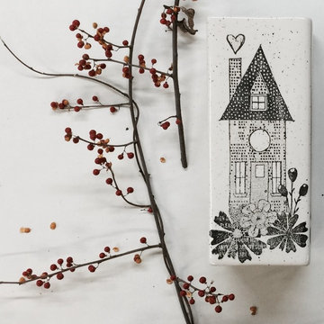 Hand Painted Home Sweet Home Ceramic Vase