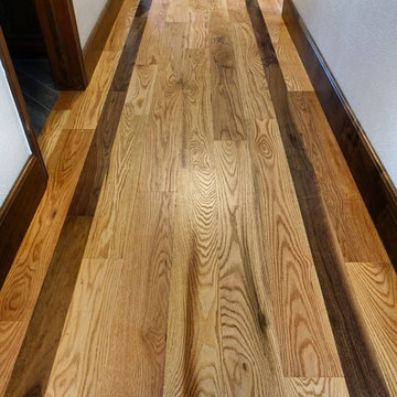 Victorian Red Oak with Walnut Border